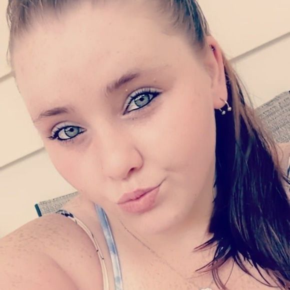 Meet your Posher, Candie - Picture 1 of 1